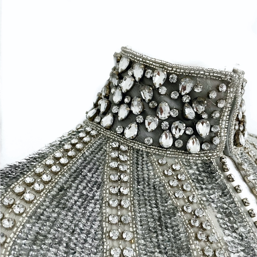 Silver Crystal Cape - Picture 2 of 7